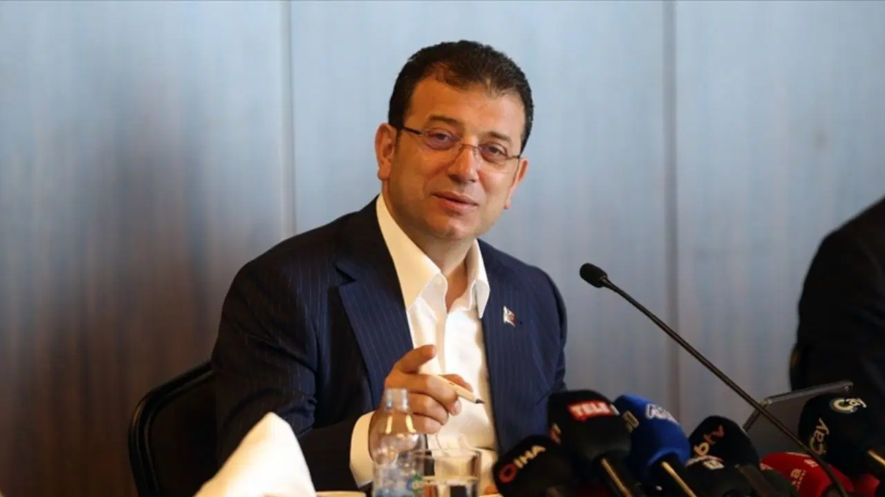 İstanbul Büyükşehir Belediye Başkanı Ekrem İmamoğlu, Ahmet Telli'yi Son Yolculuğuna Uğurladı