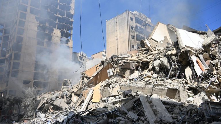 Katil İsrail’in Lübnan’a saldırıları devam ediyor: 5 ölü, 7 yaralı