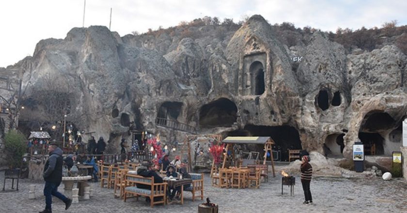 Afyonkarahisar’daki Frig Vadisi: Yıl boyu ziyaretçi akını – Son Dakika Türkiye Haberleri