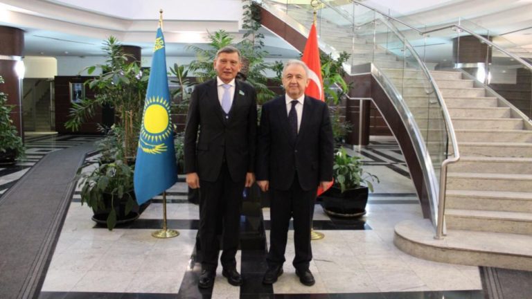 “Kazak-Türk ilişkilerinin daha da gelişmesi yönünde beklentiler umut verici”