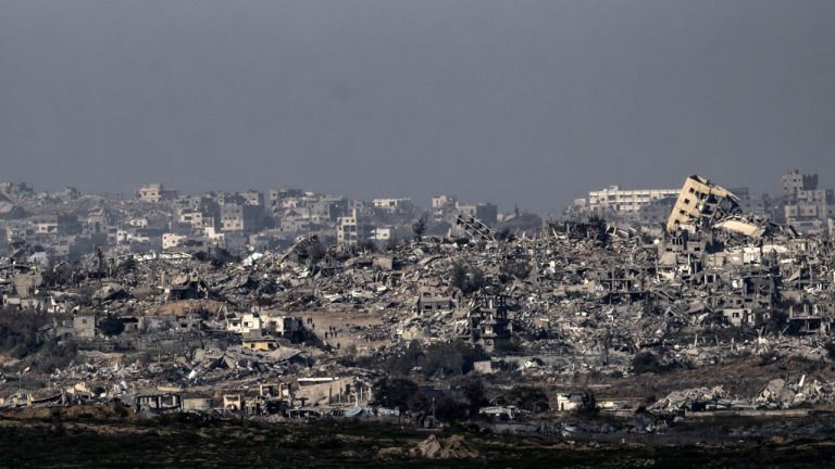 Bugün Gazze’deki İsrail cinayetinin saldırılarında en az 20 Filistinli öldü