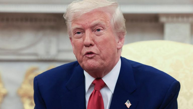 Amerika Birleşik Devletleri Başkanı Trump, Fed Powell Başkanını tekrar hedef aldı