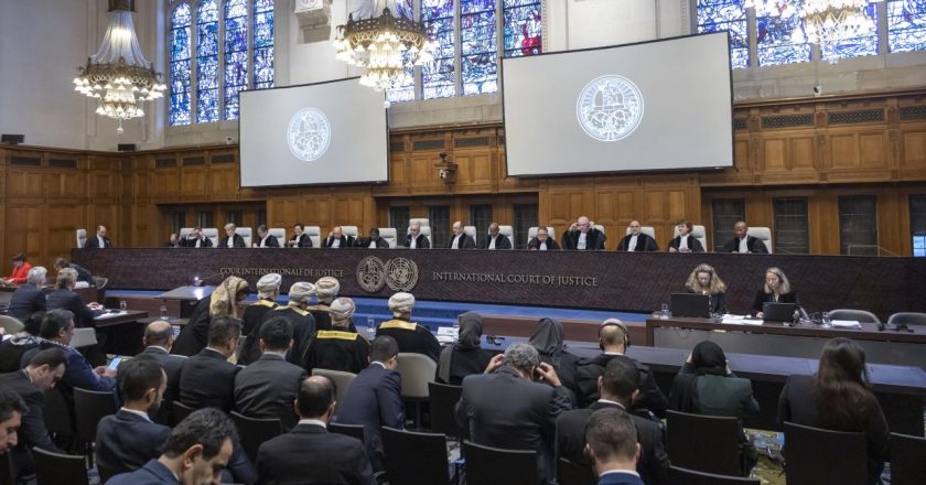 İsrail’in Gazze’deki insani yükümlülükleri hakkındaki tarihsel duruşması UAD’de başladı