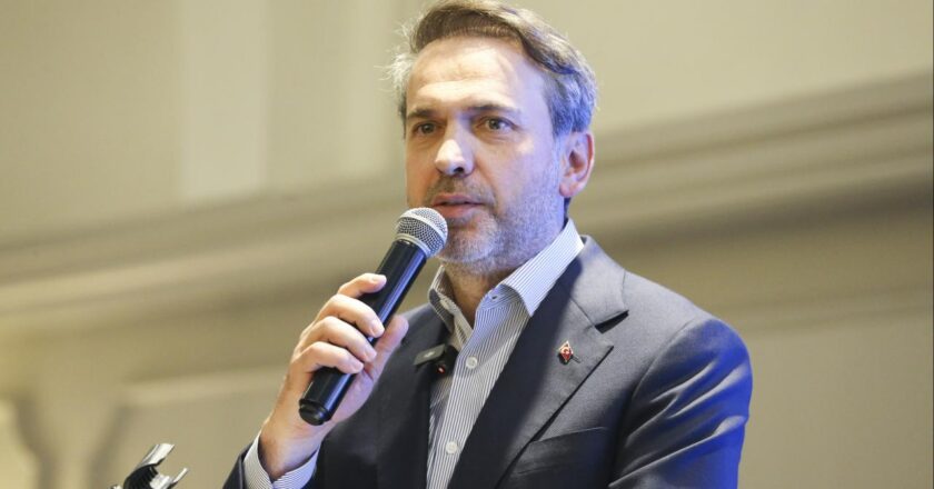 Bakan Bayraktar Türkiye’nin enerji vizyonunu anlattı