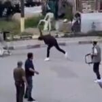 Trafikte korna kavgası meydan savaşına döndü! Tekme ve yumruklar havada uçuştu