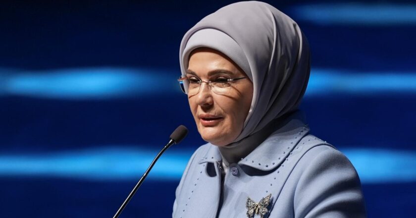Emine Erdoğan, LGS’ye girecek öğrencilere başarılar diledi