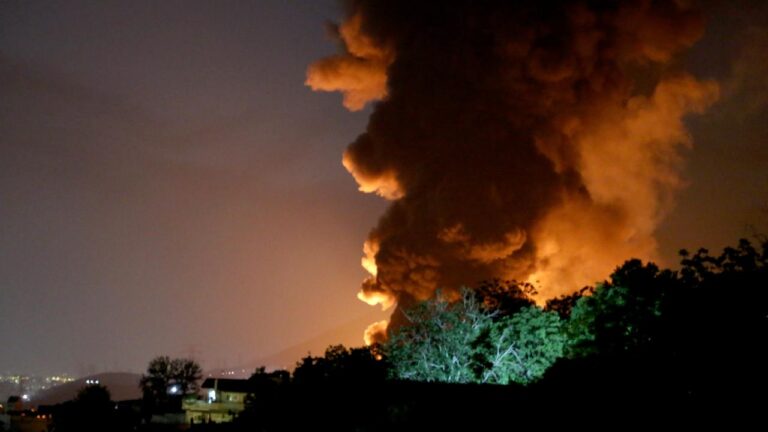 İsrail ordusu, İran’ın güneybatısına hava saldırılarında askeri hedefleri vurduğunu iddia etti