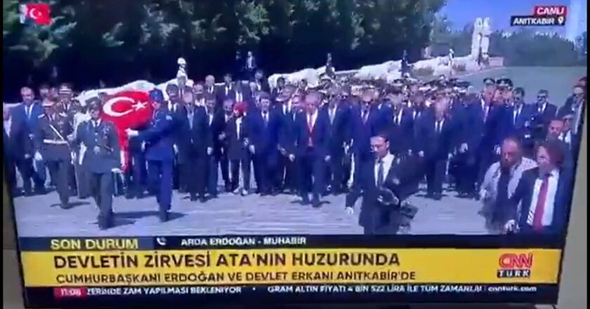 Canlı yayında ‘Büyük Taarruz, Erdoğan’ın başkomutanlığında gerçekleşti’ diyen muhabirden açıklama – Son Dakika Türkiye Haberleri