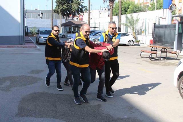 Adana'da suç şebekesine operasyon: 4 tutuklama, 2
