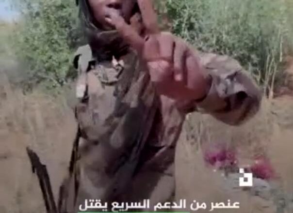 Afrika’nın kuzeyinde yer alan Sudan’da iç savaş toplu infaza dönüştü