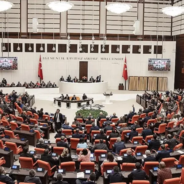 Vergi düzenlemelerini içeren yasa tasarısı TBMM’den geçti.