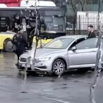 İETT Durağında Dehşet Anları: Havaya Ateş Açarken Görüntü Aldı