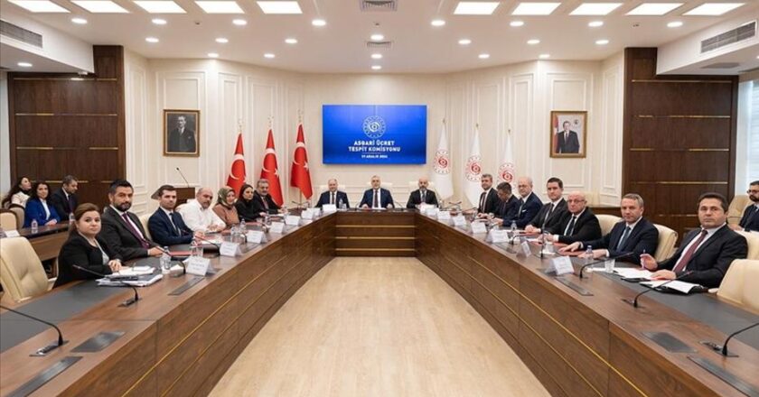 2026 Asgari Ücret Artışı İçin Gözler Toplantıda: Tarih Belli Oldu mu?