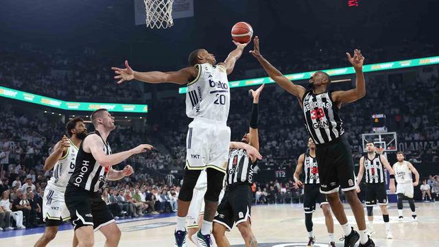 Derbide zafer Fenerbahçe Beko’nun! Beşiktaş Gain’i geçtiler