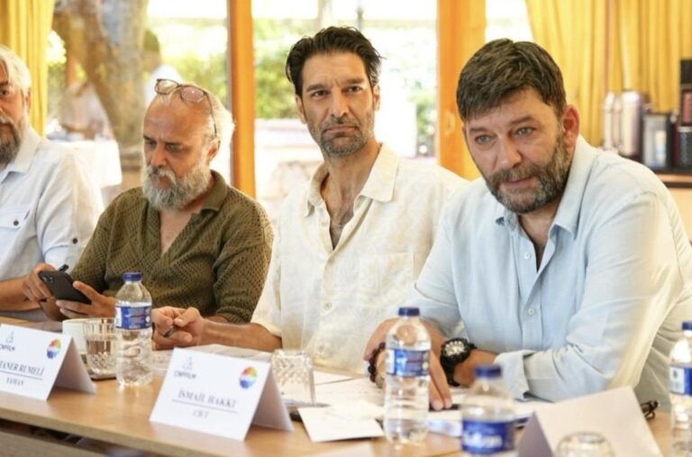 Sevdan Bir Ateş dizisi oyuncuları gündemde! “Bu kadro reytingleri sallar”